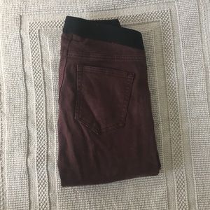 Gap resolution pull-on leggings